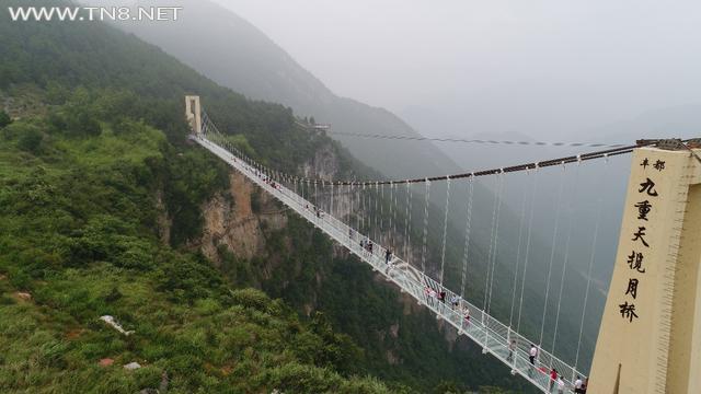 新奇险景区成为重庆自驾游最喜欢目的地