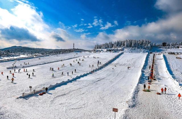 武隆仙女山室外滑雪场